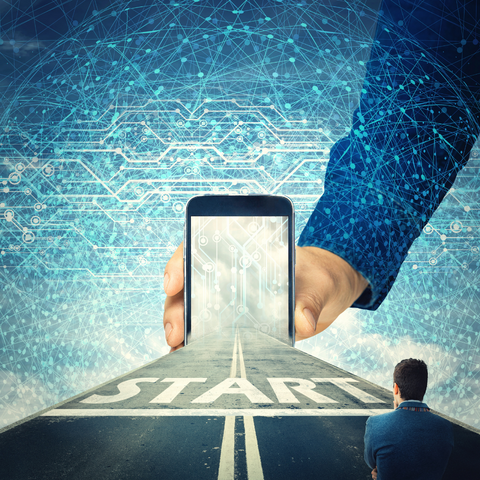 A tecnologia está cada vez mais presente no ambiente de trabalho, e para se destacar no mundo digital é necessário conhecer e utilizar os recursos mais importantes disponíveis.