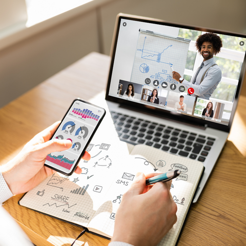 Com o avanço da tecnologia, a prática clínica virtual tornou-se uma realidade na enfermagem. Mas como utilizá-la da forma mais eficaz? Conheça aqui os segredos desse novo mundo virtual na área da saúde.